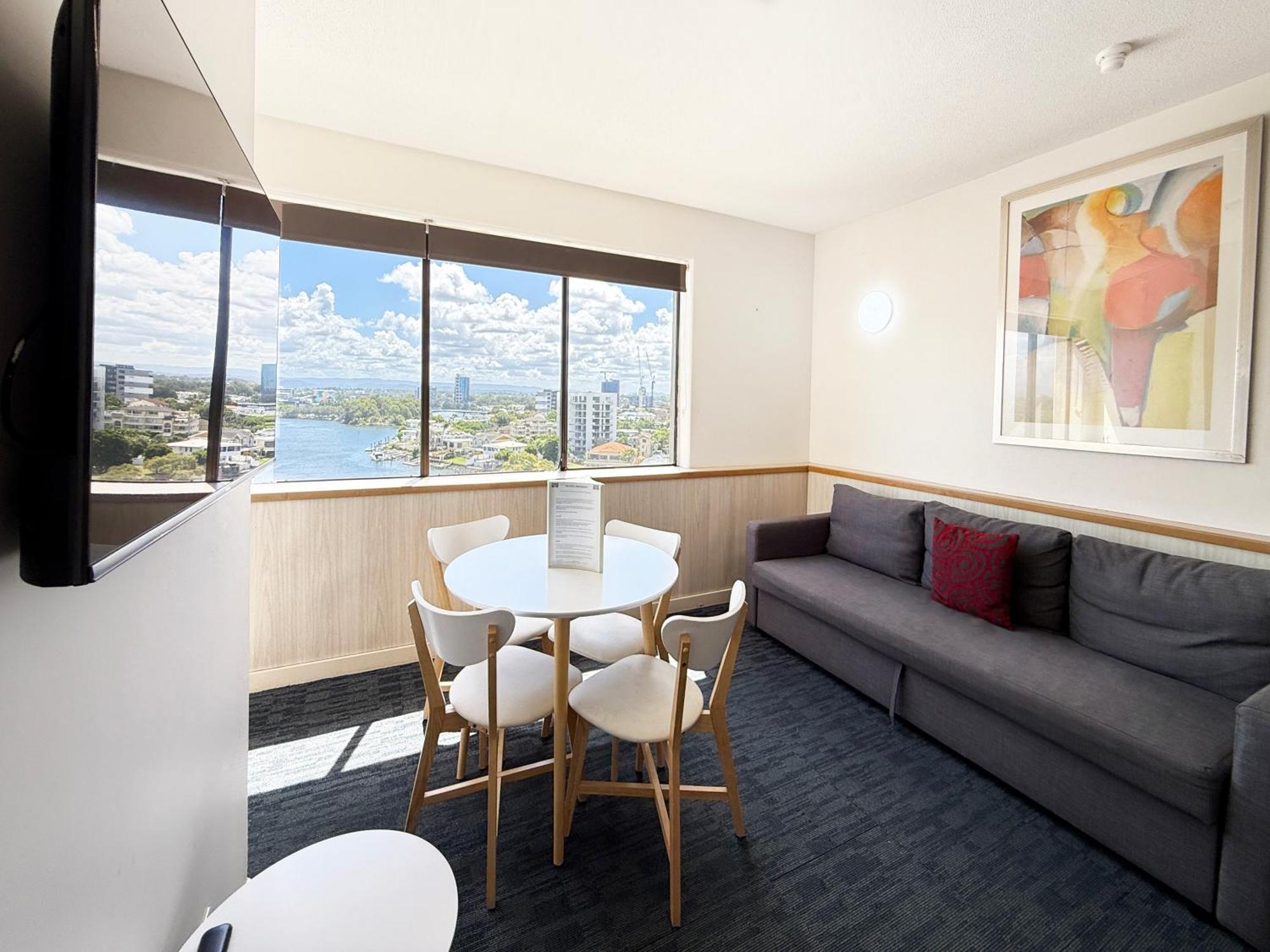 Tiki Hotel Apartments Surfers Paradise Gold Coast Exteriér fotografie